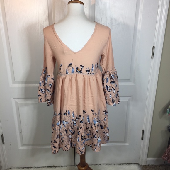 Jaase Peach Floral Bell Sleeve V-Neck Flowy Dress - Picture 6 of 7